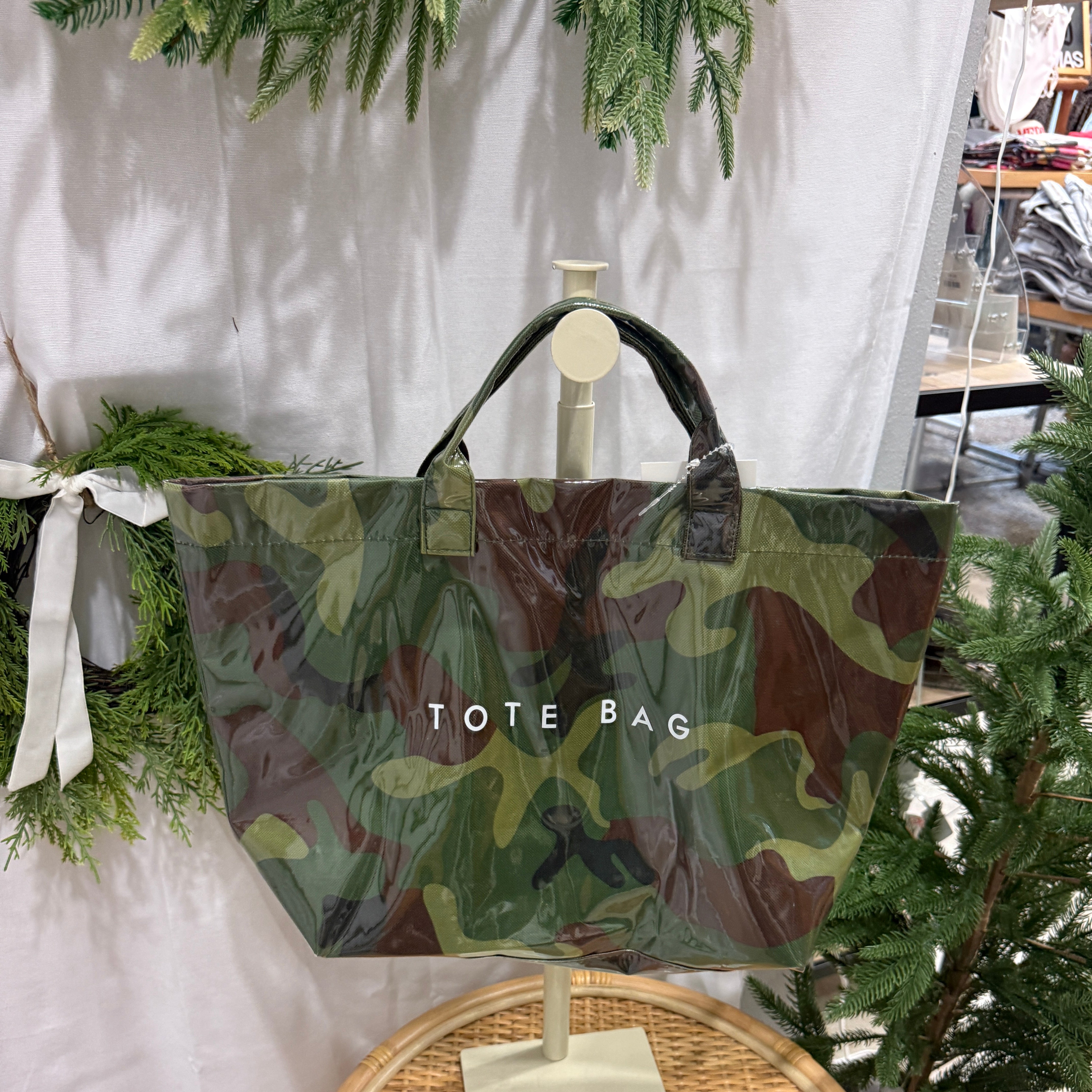 Kaydee Tote Purse-Camo-Purses-kaydee-The Silo Boutique, Women's Fashion Boutique Located in Warren and Grand Forks North Dakota