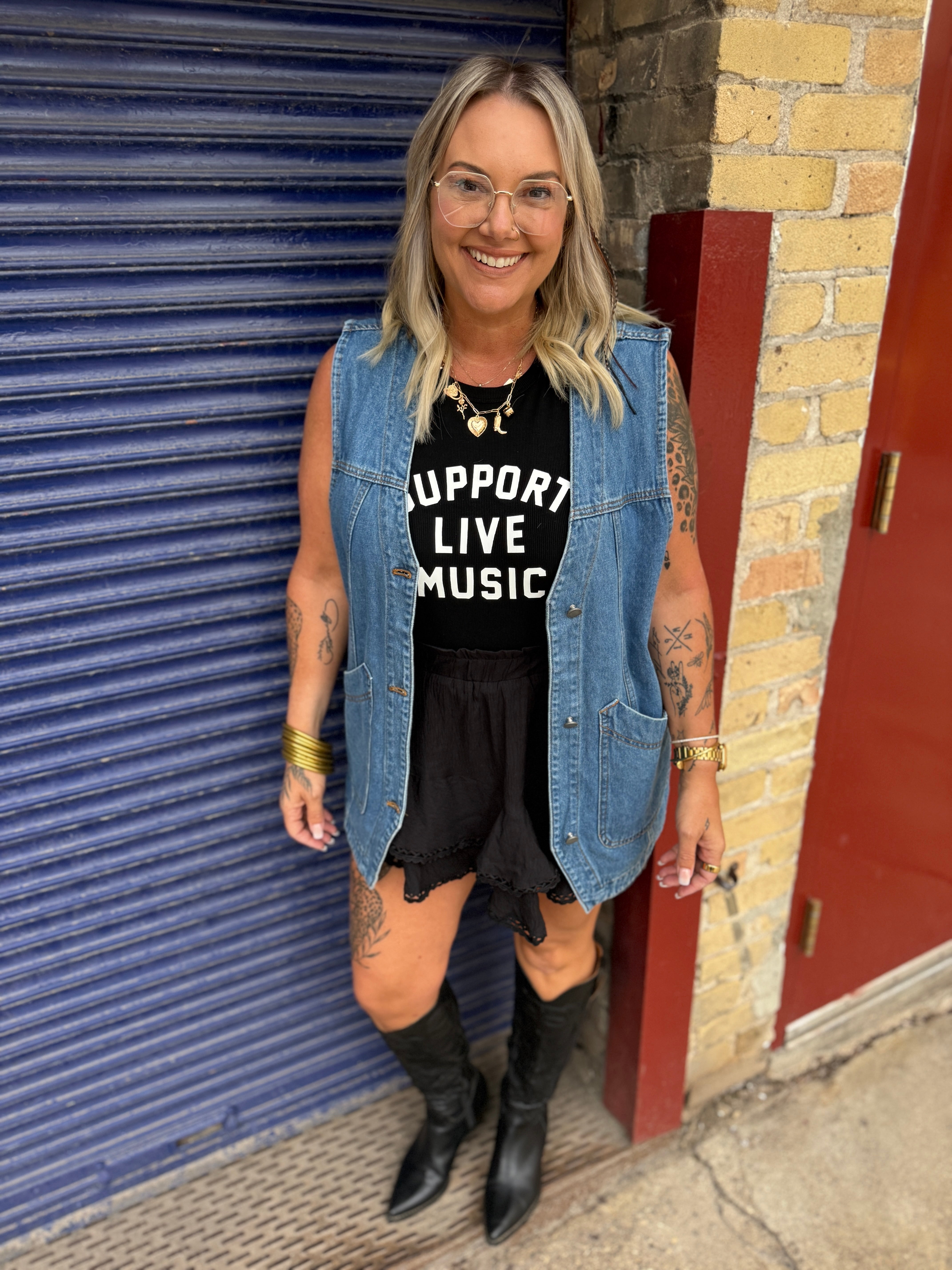 Oversized Long Denim Vest-Vests-veveret-The Silo Boutique, Women's Fashion Boutique Located in Warren and Grand Forks North Dakota