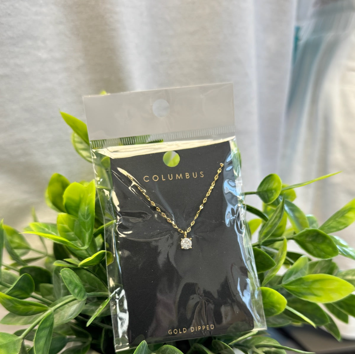 Dainty Round Gem Necklace-Necklaces-Fame-The Silo Boutique, Women's Fashion Boutique Located in Warren and Grand Forks North Dakota