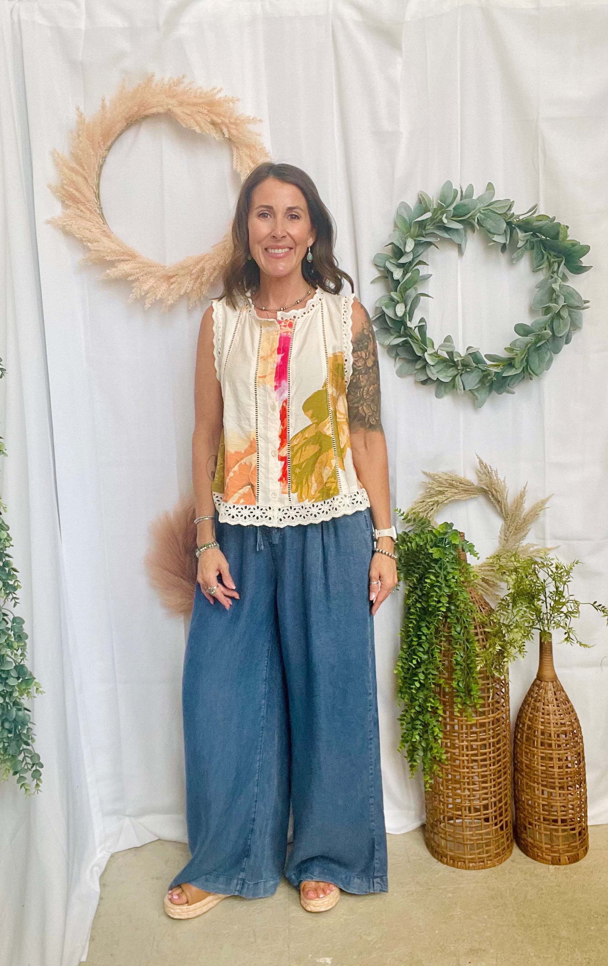 Elysian Floral Eyelet Trim Top-Short Sleeve Tops-cozy co-The Silo Boutique, Women's Fashion Boutique Located in Warren and Grand Forks North Dakota