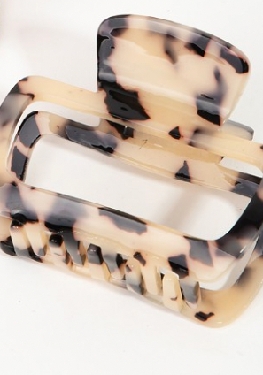 Cutout Hair Claw-Hair Accessories-Fame-The Silo Boutique, Women's Fashion Boutique Located in Warren and Grand Forks North Dakota