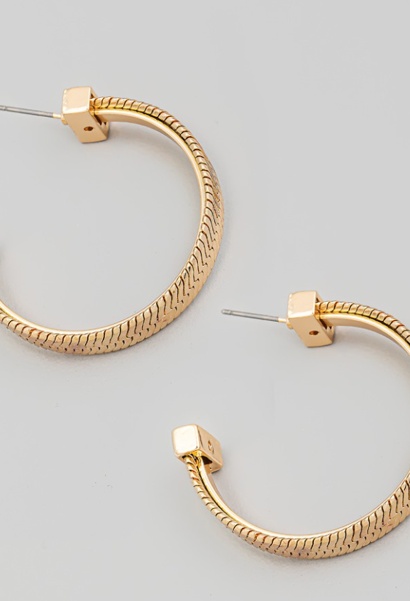 Herringbone Chain Hoop Earrings-Earrings-Fame-The Silo Boutique, Women's Fashion Boutique Located in Warren and Grand Forks North Dakota