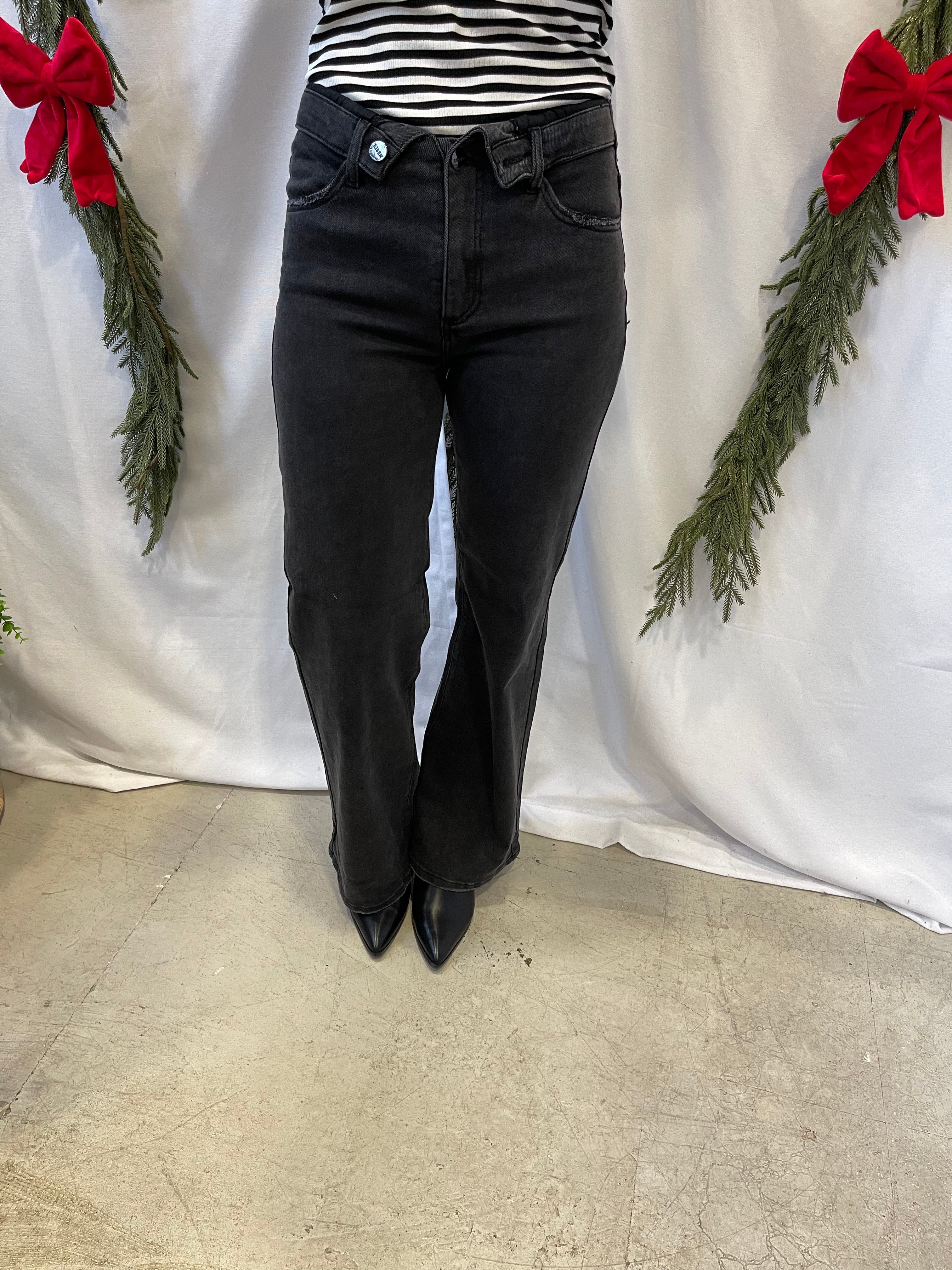 Risen Black Fold Over Waist Jeans-Jeans-risen-The Silo Boutique, Women's Fashion Boutique Located in Warren and Grand Forks North Dakota