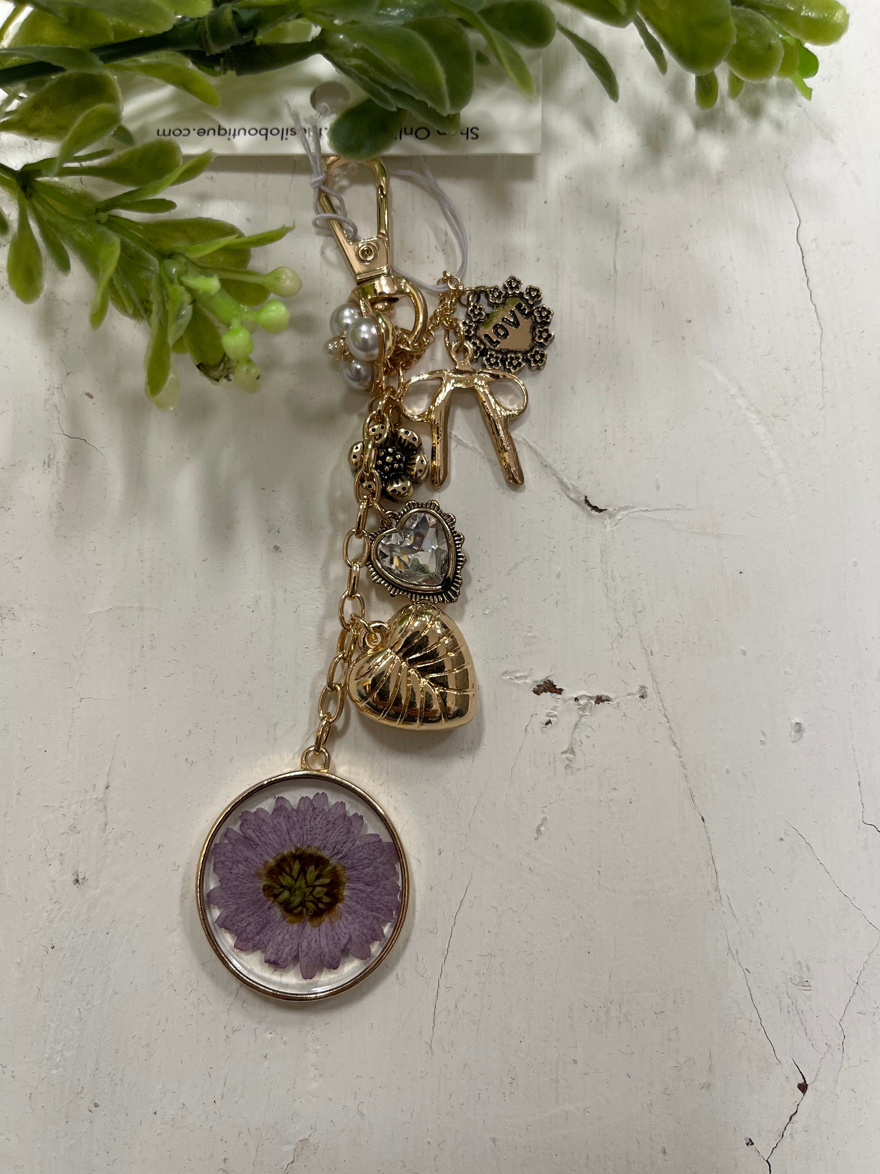 Dried Flower Bow Heart Charm-Keychains-joss-The Silo Boutique, Women's Fashion Boutique Located in Warren and Grand Forks North Dakota