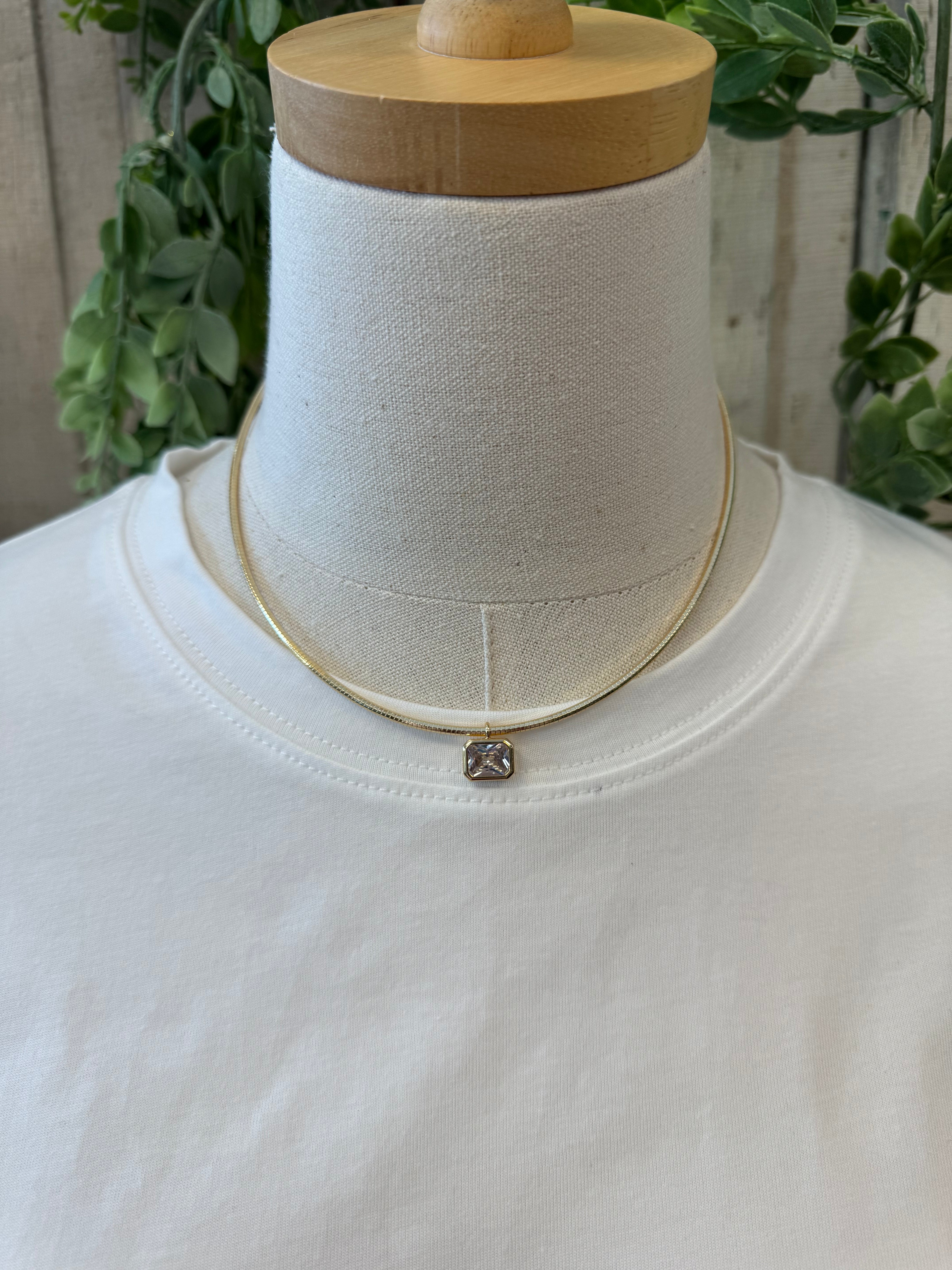 Columbus Baguette Neckalce-Necklaces-fame-The Silo Boutique, Women's Fashion Boutique Located in Warren and Grand Forks North Dakota