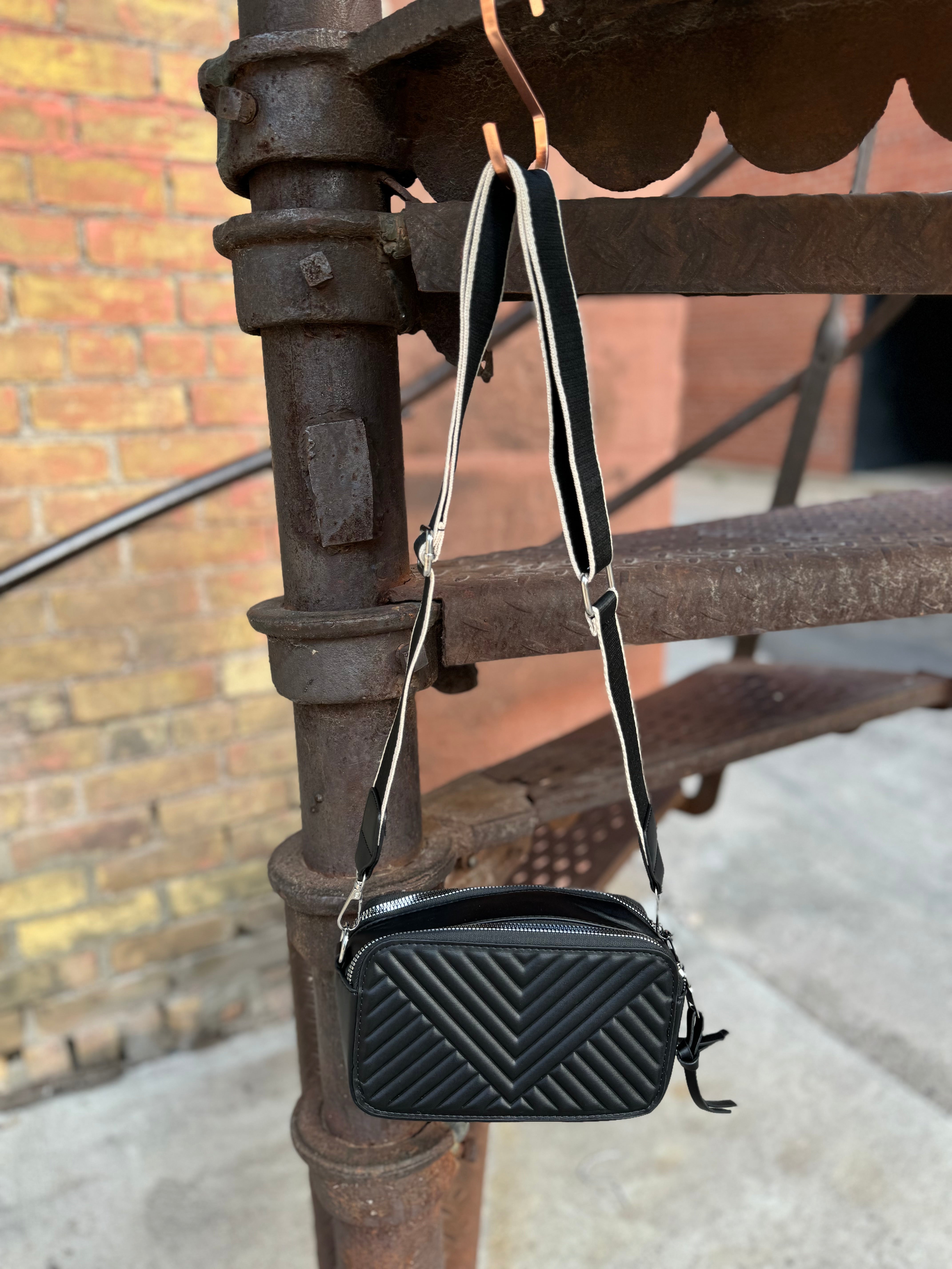 In The City Crossbody Purse-Final Sale-Crossbody Purses-city-The Silo Boutique, Women's Fashion Boutique Located in Warren and Grand Forks North Dakota