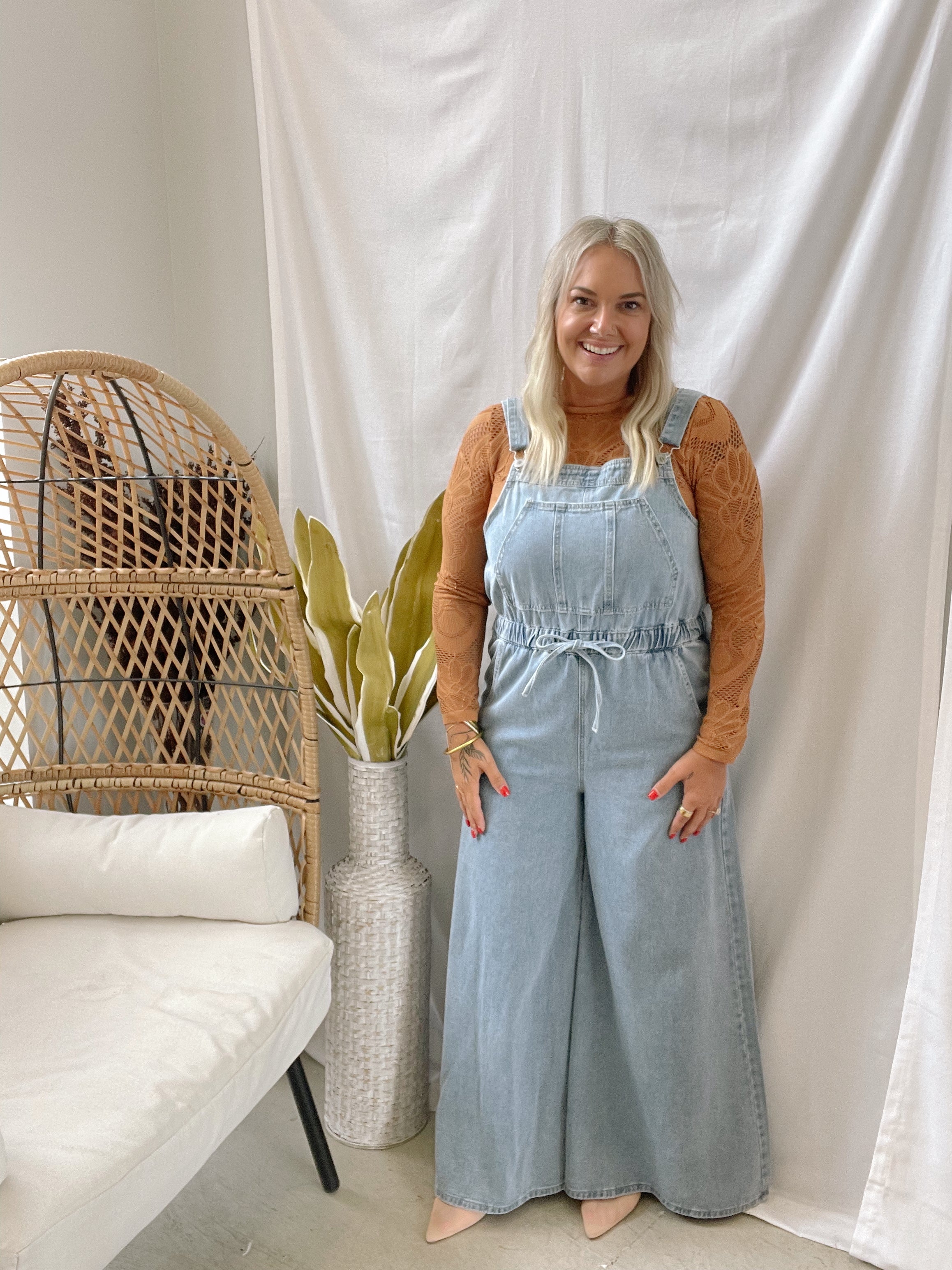 Wishlist Denim Wide Leg Overalls-Final Sale-Jeans-wishlist-The Silo Boutique, Women's Fashion Boutique Located in Warren and Grand Forks North Dakota