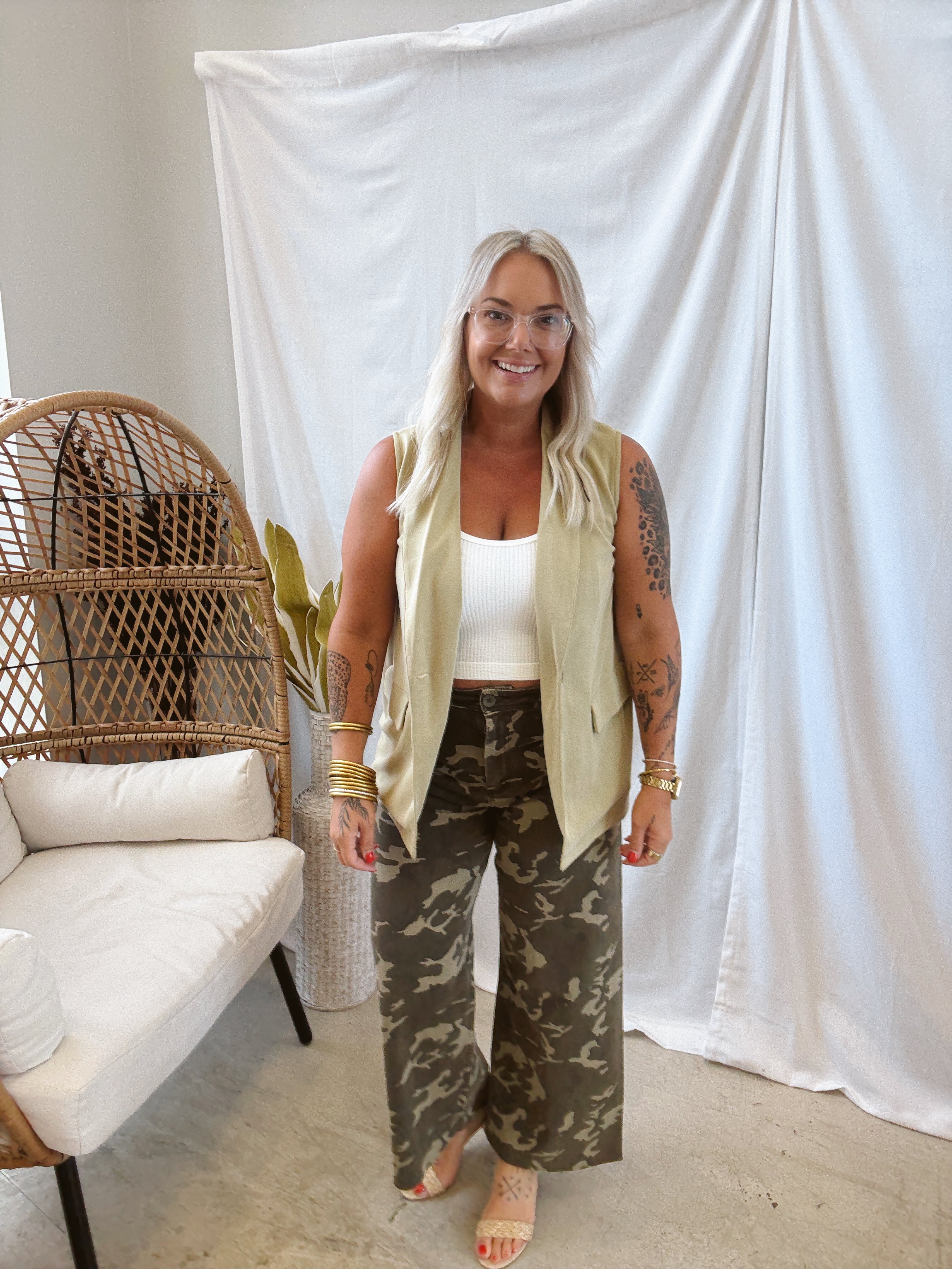 Stretch Camo Pants-Jeans-miou muse-The Silo Boutique, Women's Fashion Boutique Located in Warren and Grand Forks North Dakota