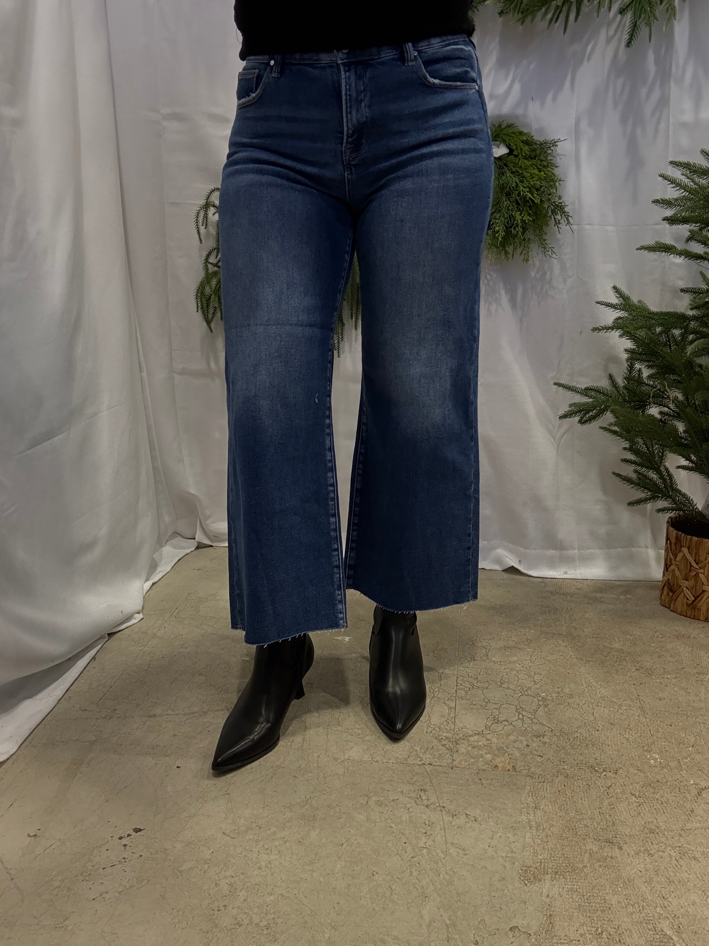 Risen Leslie Medium Wash Crop Jeans-Jeans-risen-The Silo Boutique, Women's Fashion Boutique Located in Warren and Grand Forks North Dakota