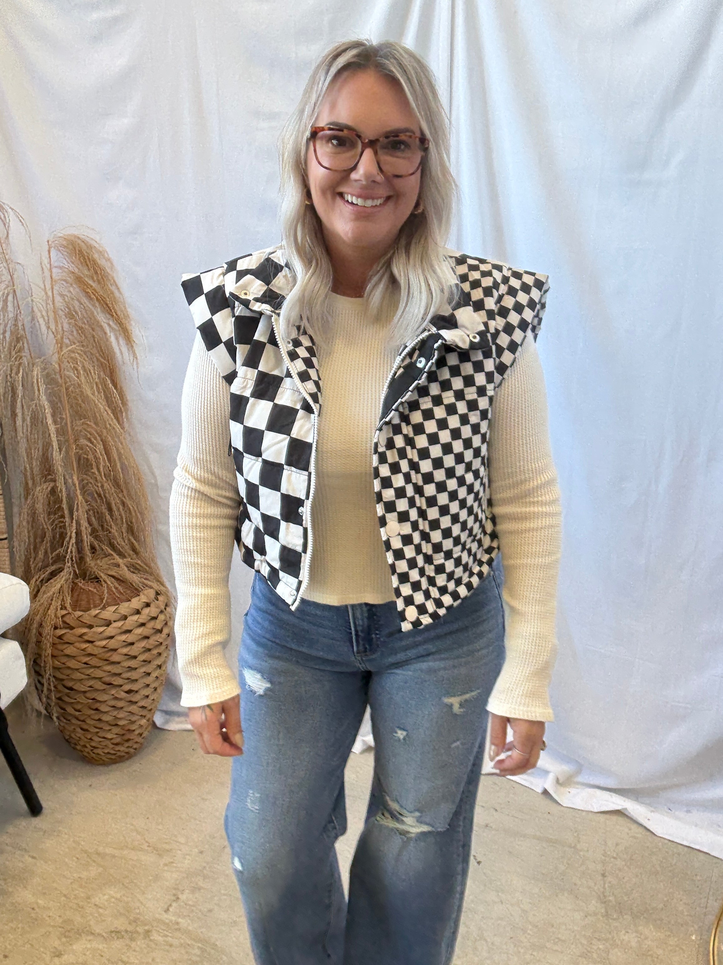 Black Checker Vest-Vests-blu pepper-The Silo Boutique, Women's Fashion Boutique Located in Warren and Grand Forks North Dakota