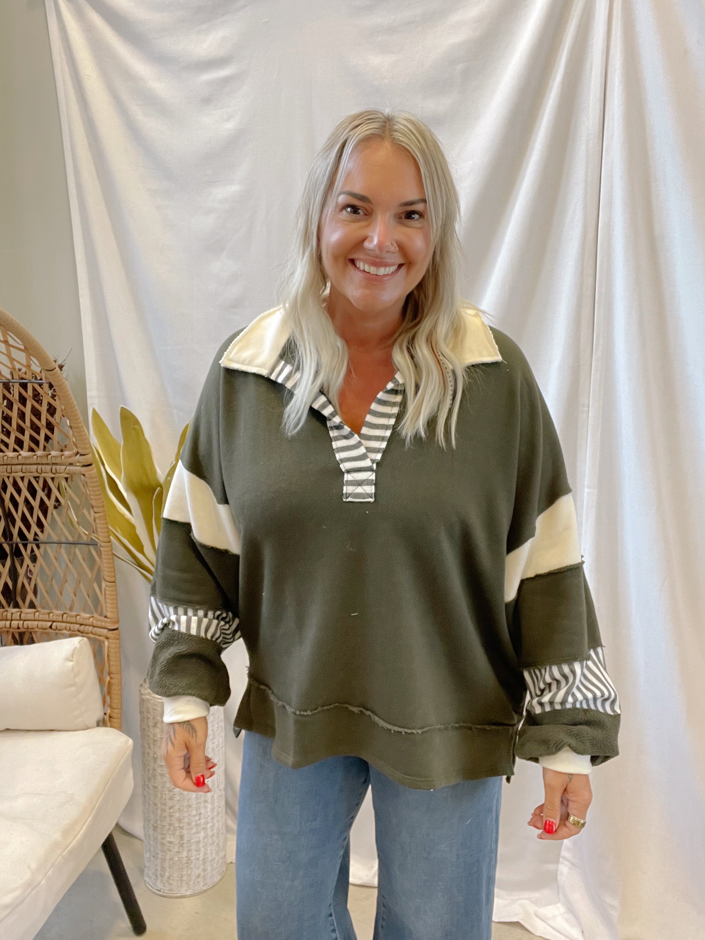 Hunter Collared Oversized Sweatshirt-Long Sleeve Tops-bucketlist-The Silo Boutique, Women's Fashion Boutique Located in Warren and Grand Forks North Dakota