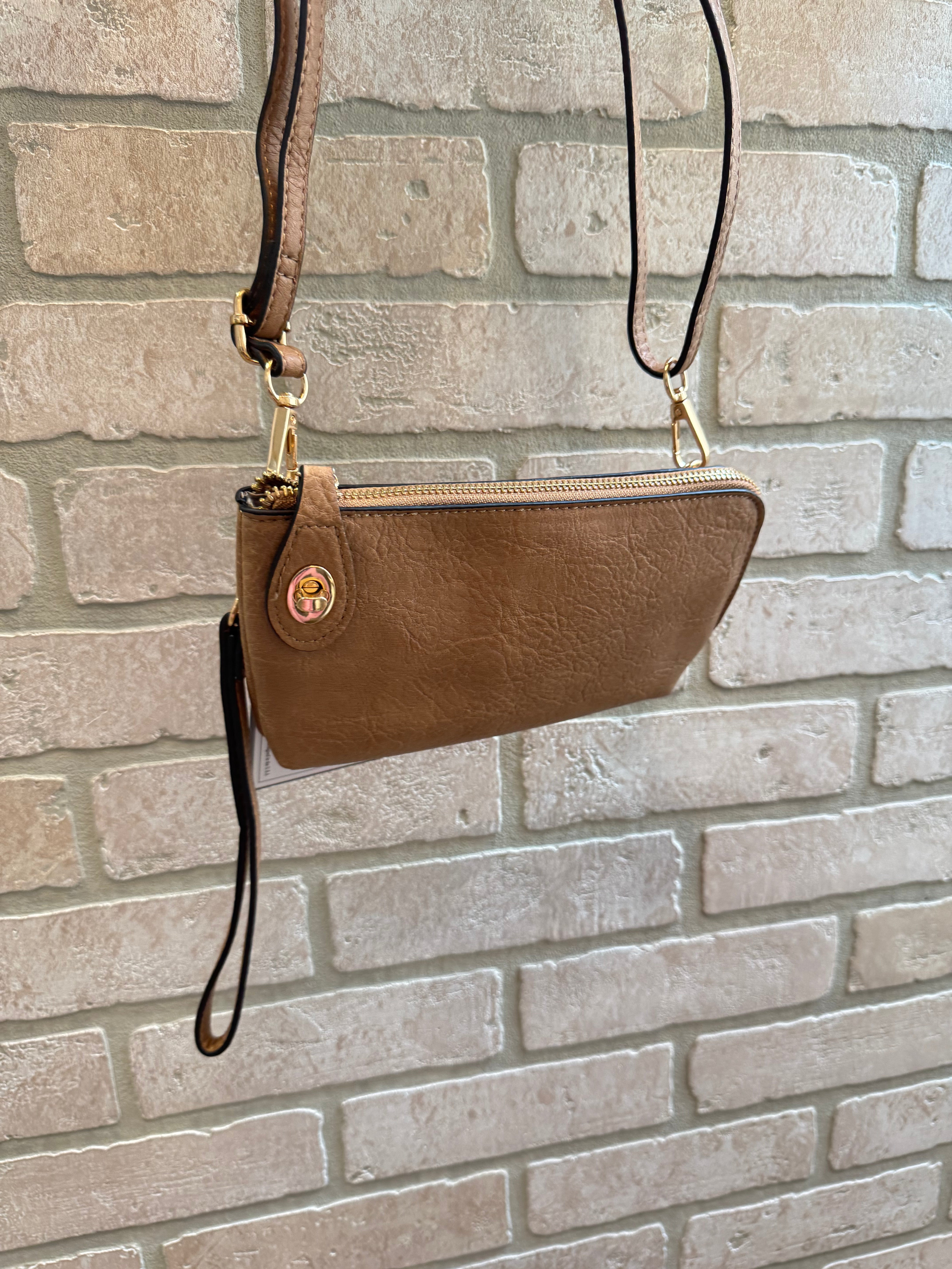 Jen and Co Kendall Crossbody Wallet-Crossbody Purses-Jen and Co-The Silo Boutique, Women's Fashion Boutique Located in Warren and Grand Forks North Dakota