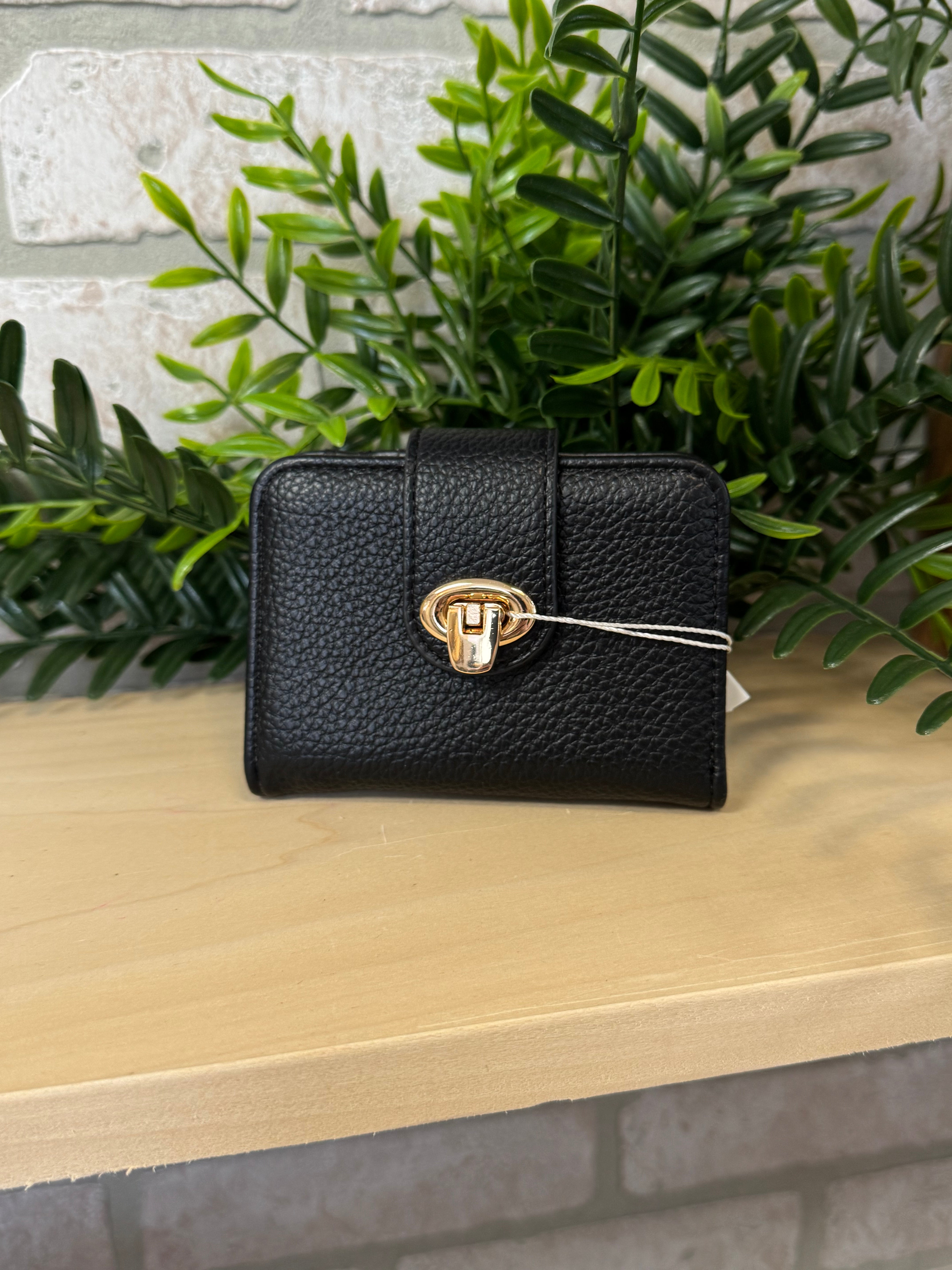 Jen and Co Margo Wallet-Black-Wallets-Jen and Co-The Silo Boutique, Women's Fashion Boutique Located in Warren and Grand Forks North Dakota