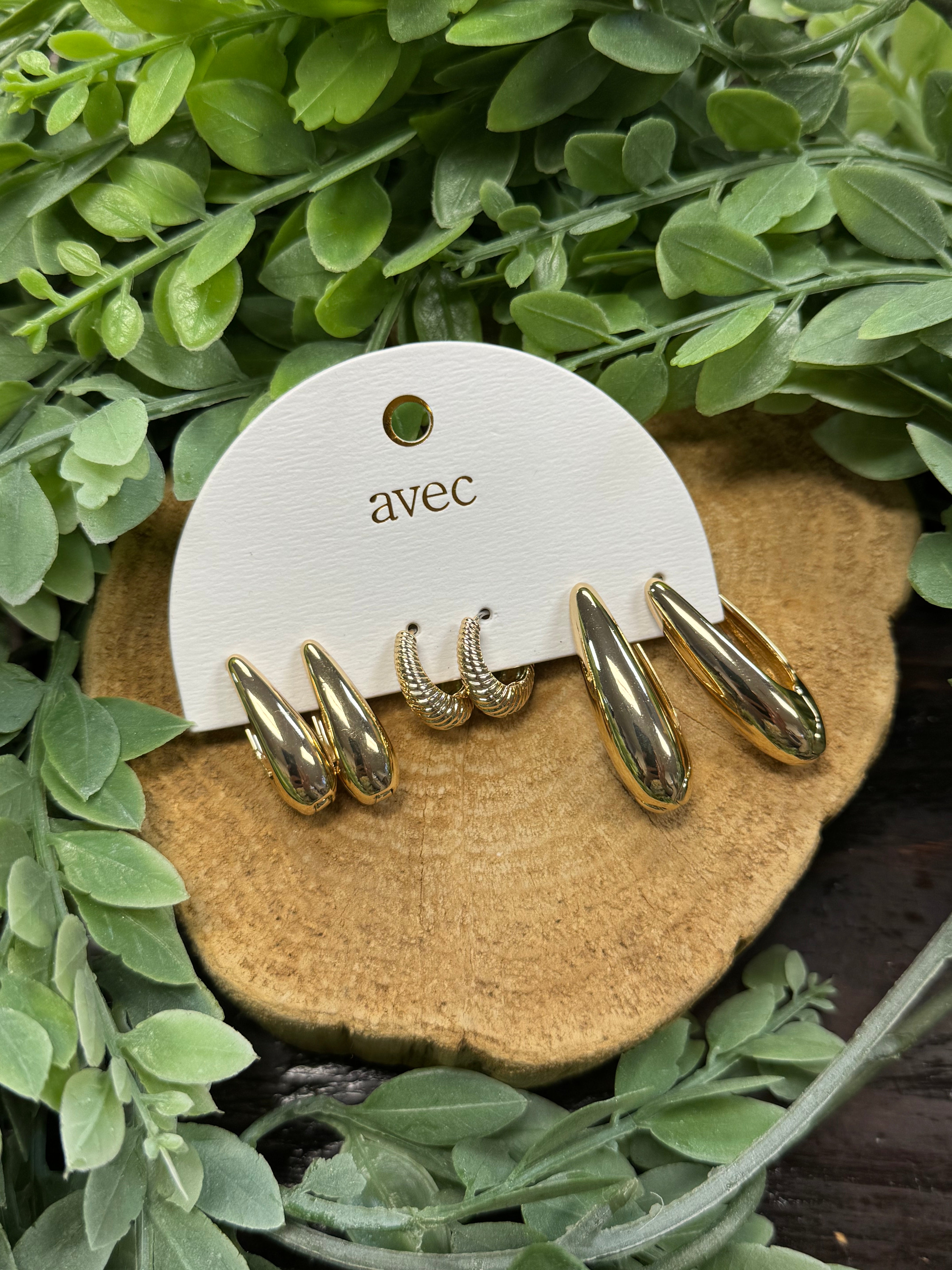 Avec Hoop Earrings-Earrings-fame-The Silo Boutique, Women's Fashion Boutique Located in Warren and Grand Forks North Dakota