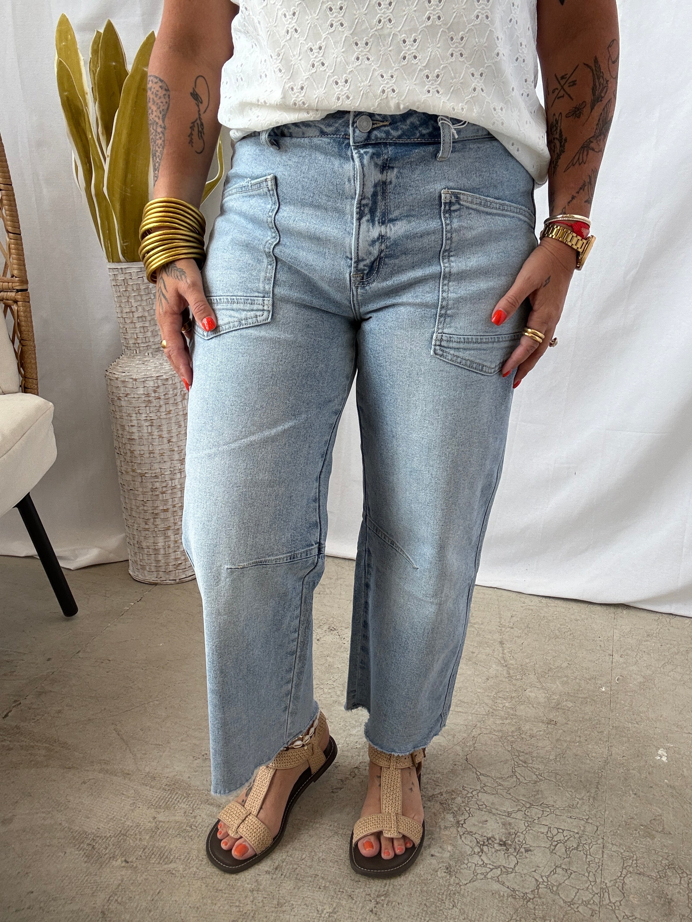 Vervet Heroine Barrel Jeans-Final Sale-Jeans-vervet-The Silo Boutique, Women's Fashion Boutique Located in Warren and Grand Forks North Dakota
