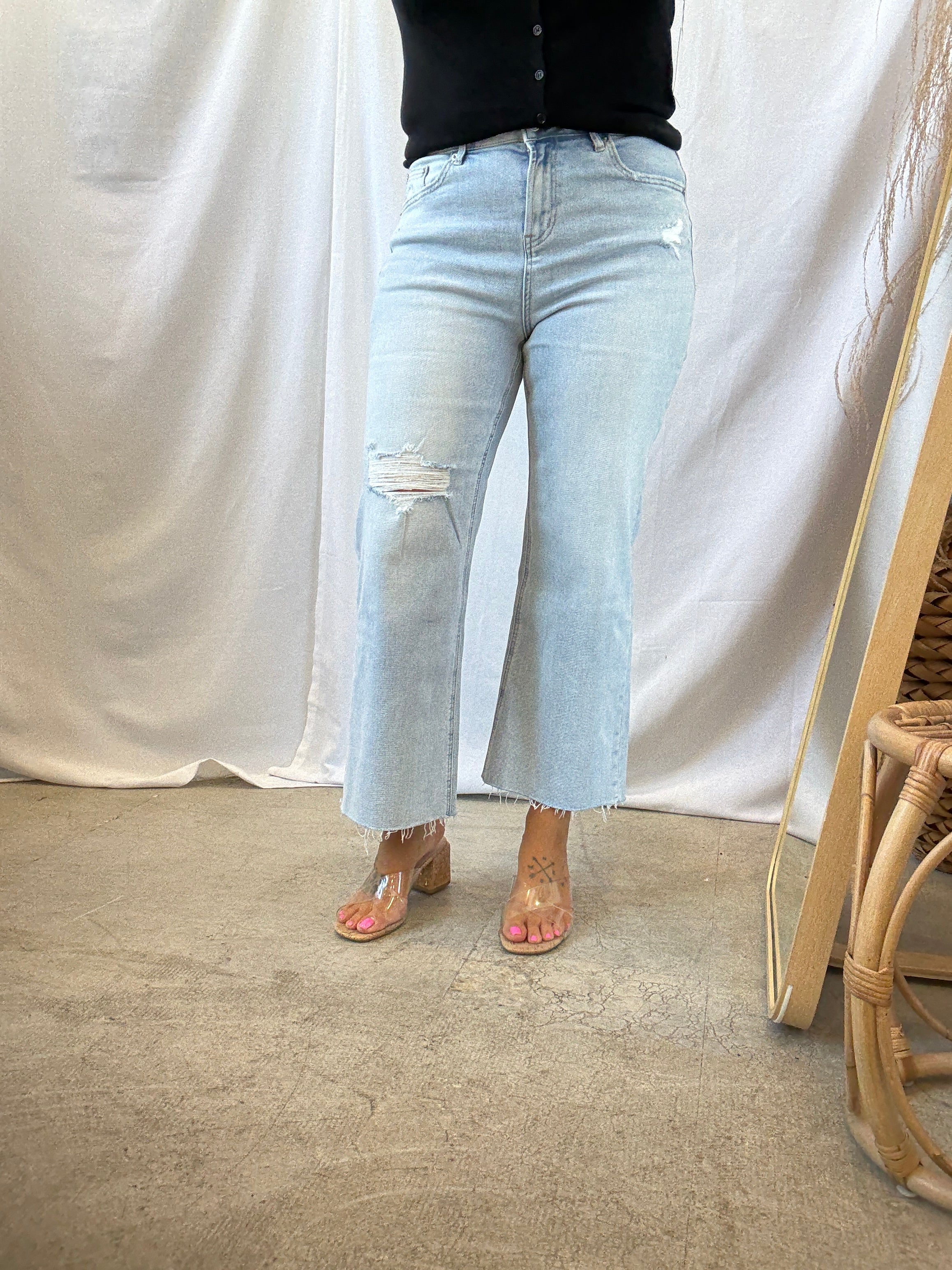 Mica Light Cloudy Jeans-Jeans-mica-The Silo Boutique, Women's Fashion Boutique Located in Warren and Grand Forks North Dakota