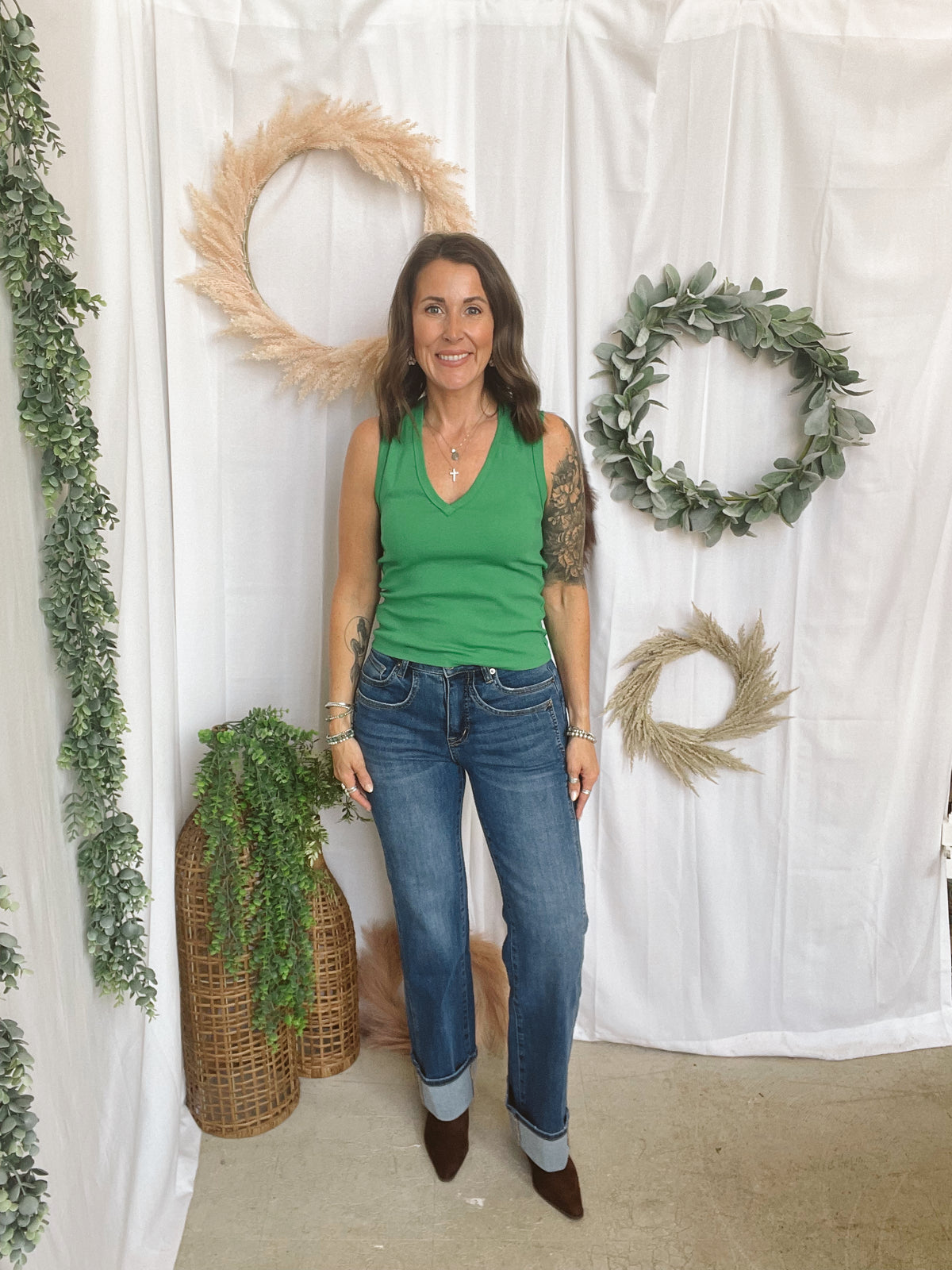 AEIMO Tank-Kelly Green-Tank Tops-aemi-The Silo Boutique, Women's Fashion Boutique Located in Warren and Grand Forks North Dakota