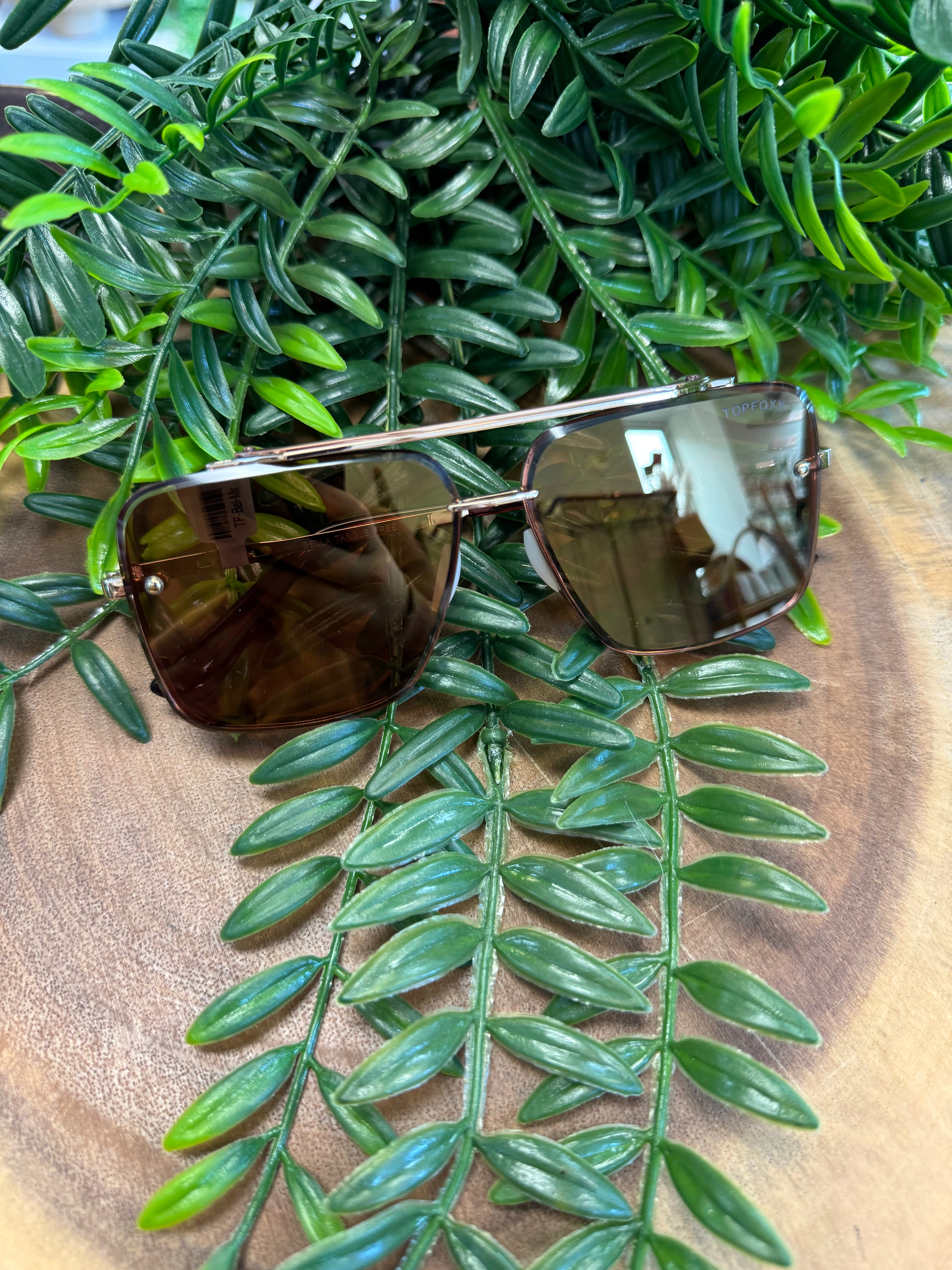TopFoxx Bella Mirrored Bronze Sunglasses-Sunglasses-topfoxx-The Silo Boutique, Women's Fashion Boutique Located in Warren and Grand Forks North Dakota