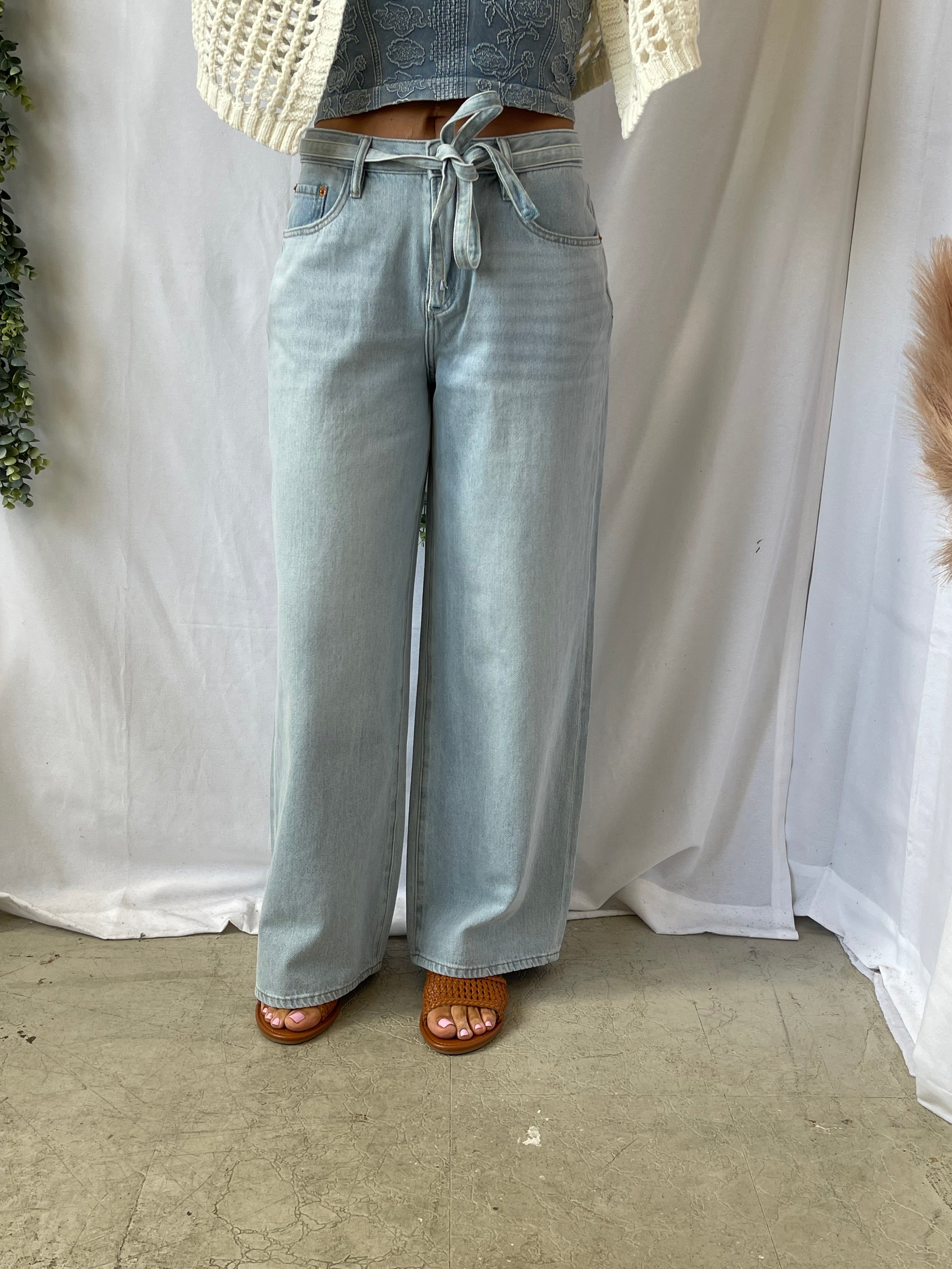 Cotierra Baggy Straight Jeans-Jeans-The Silo Boutique-The Silo Boutique, Women's Fashion Boutique Located in Warren and Grand Forks North Dakota