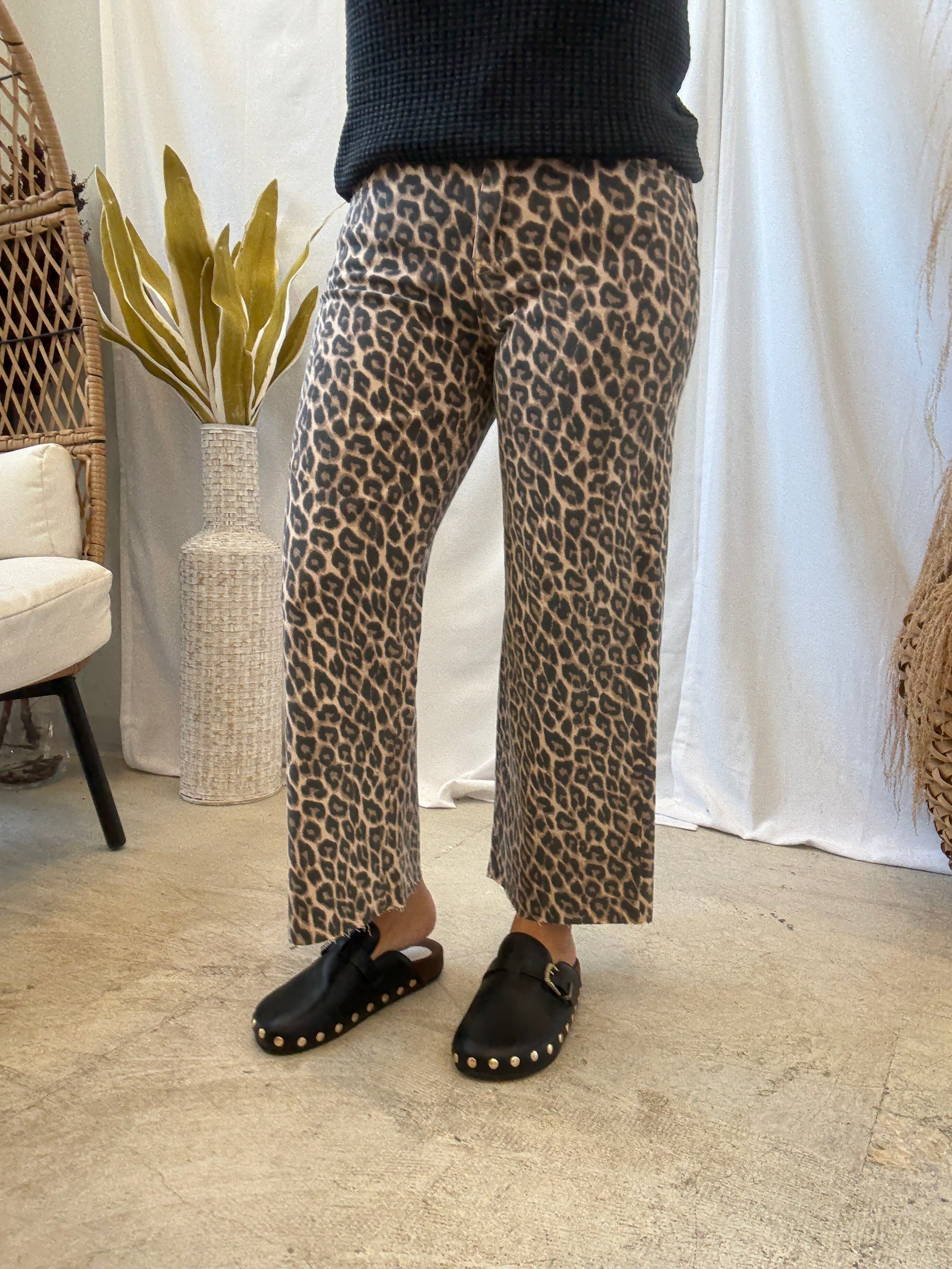 Vervet Animal Print Leopard Jeans-Final Sale-Jeans-vervet-The Silo Boutique, Women's Fashion Boutique Located in Warren and Grand Forks North Dakota