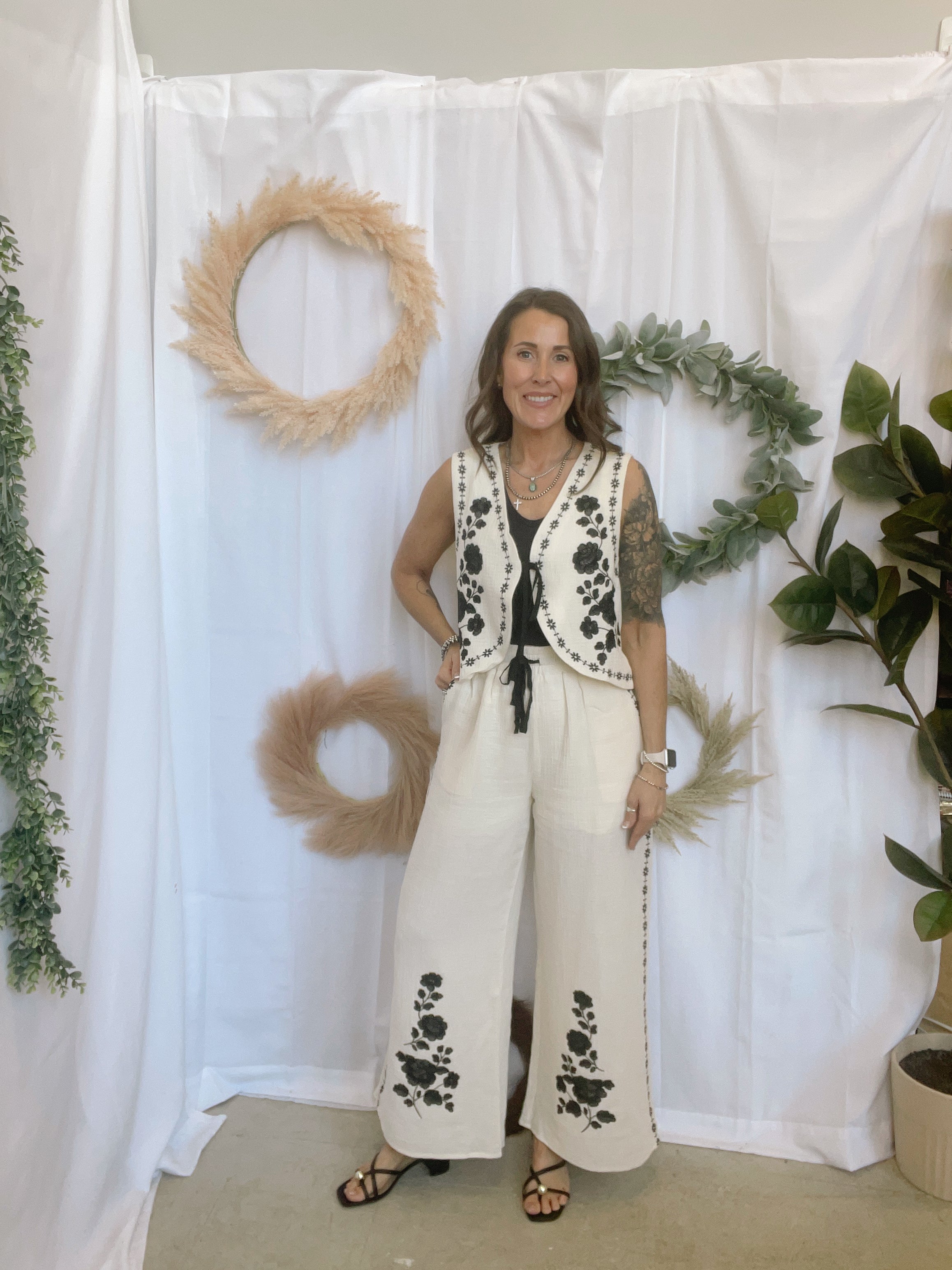 Bonnie Gauze Crop Pants-Pants-mystree-The Silo Boutique, Women's Fashion Boutique Located in Warren and Grand Forks North Dakota