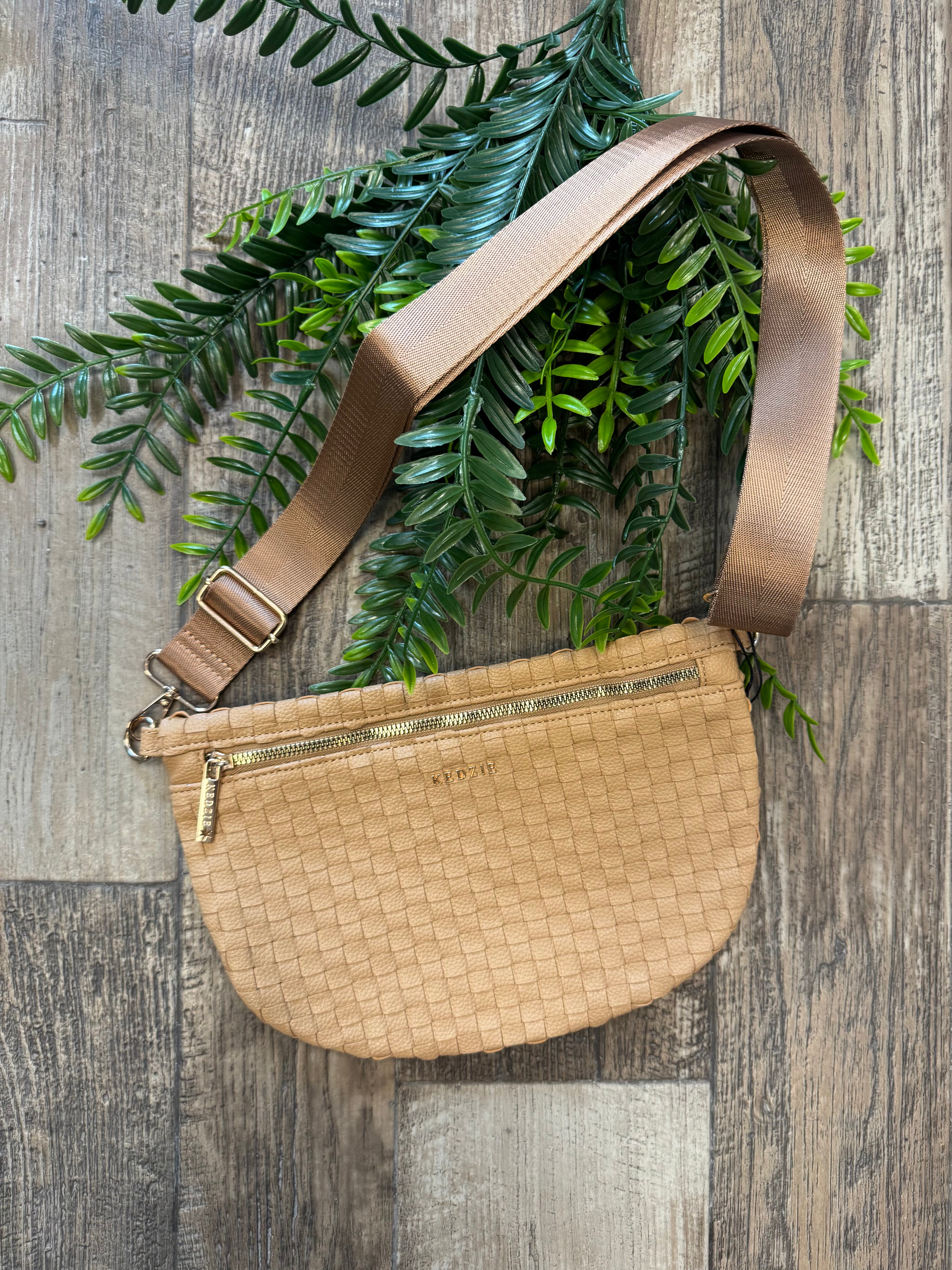 Kedzie Terrace Woven Purse-Tan-Wallets-dm-The Silo Boutique, Women's Fashion Boutique Located in Warren and Grand Forks North Dakota
