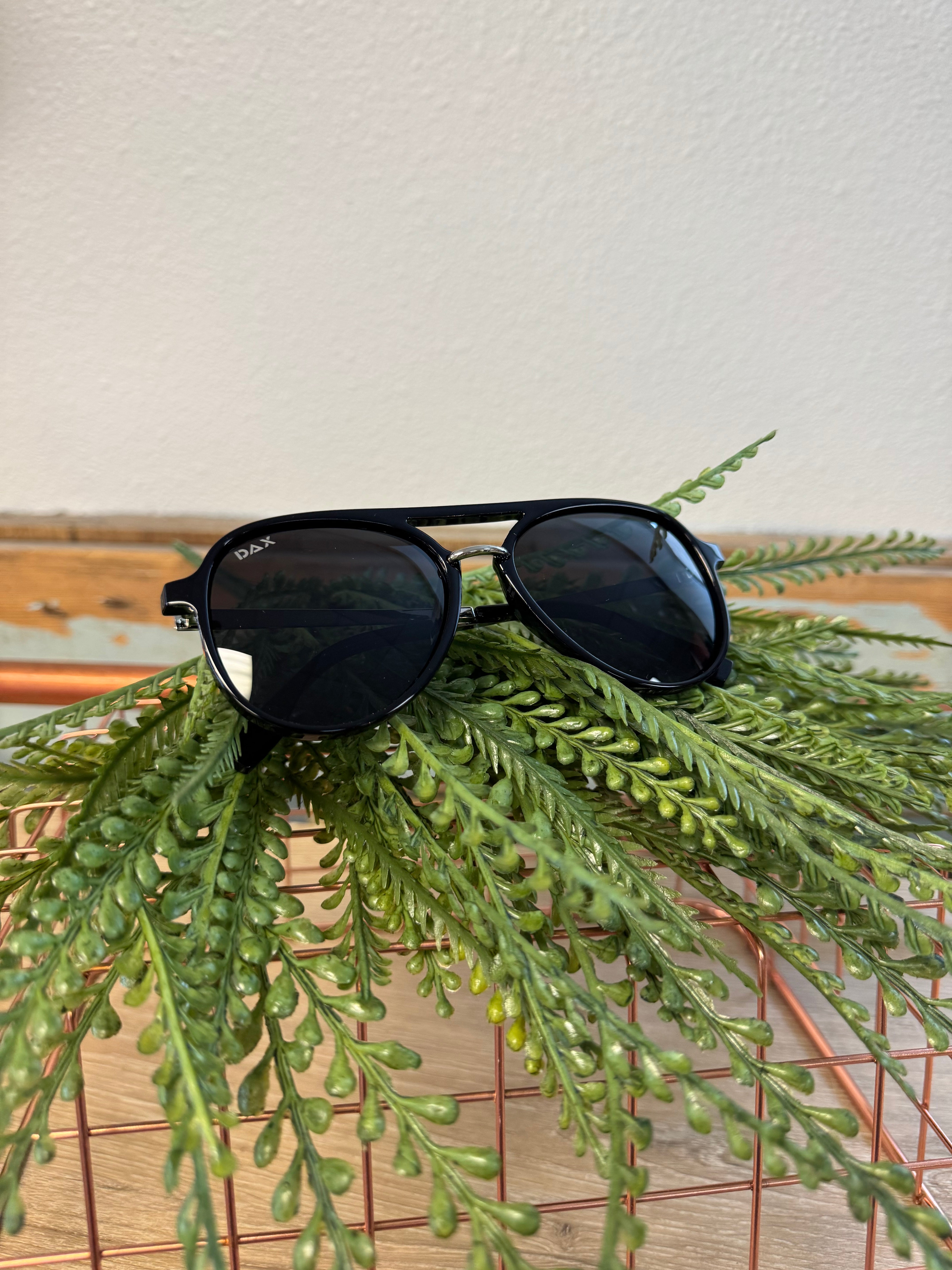 Dax Earhart Black Sunglasses-Sunglasses-dax-The Silo Boutique, Women's Fashion Boutique Located in Warren and Grand Forks North Dakota