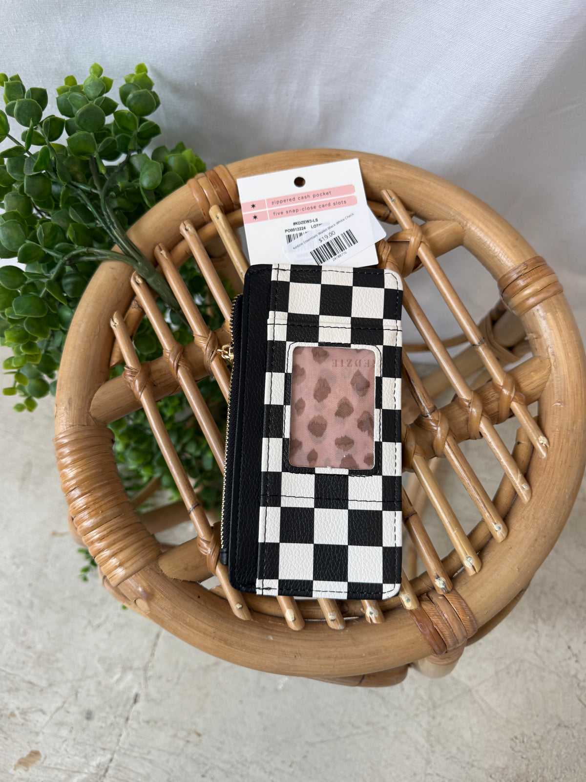 Kedzie Essentials Wallet-Black White Check-Wallets-dm-The Silo Boutique, Women's Fashion Boutique Located in Warren and Grand Forks North Dakota