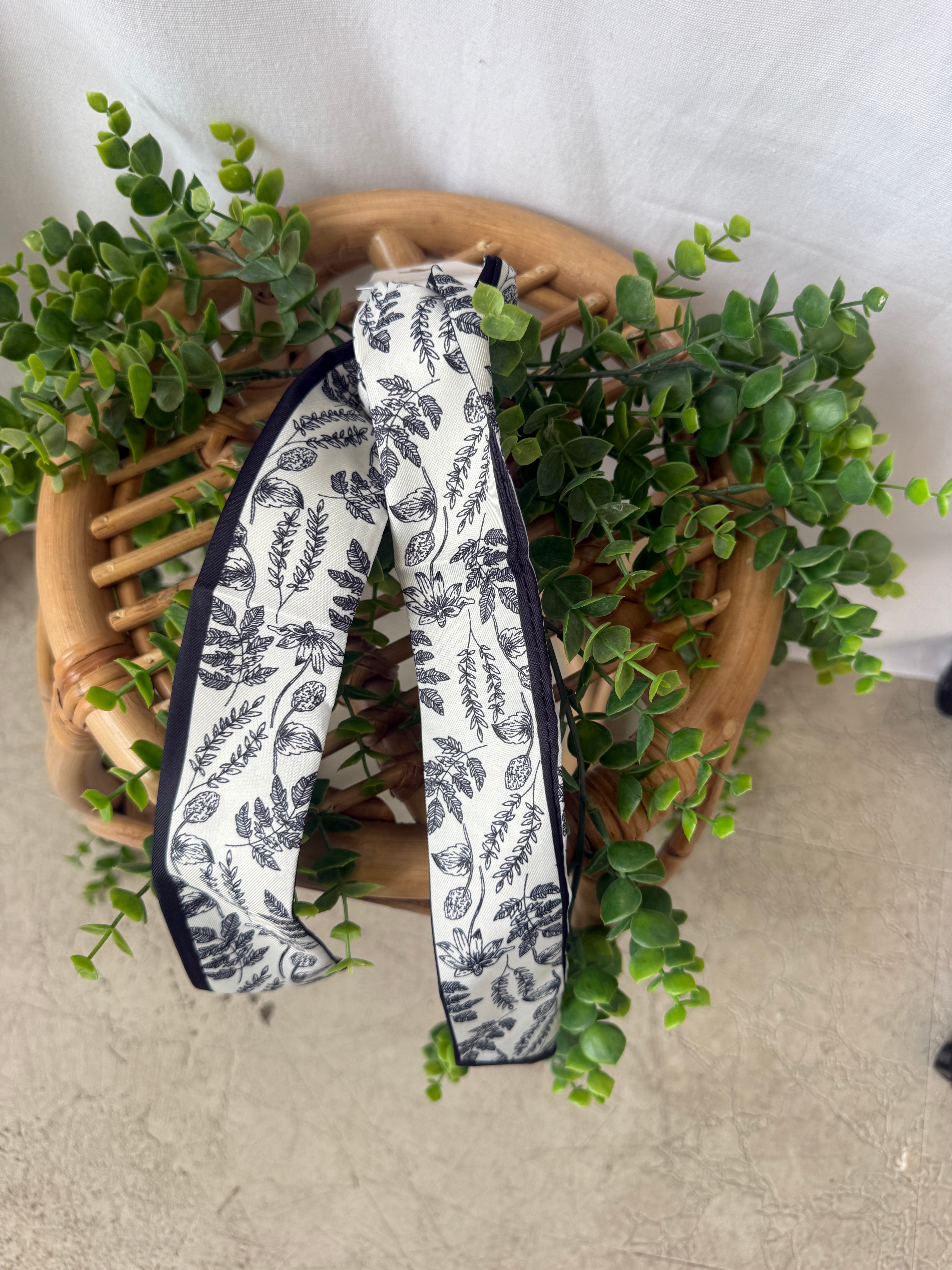 Joss Skinny Black Floral Scarf-Scarf-joss-The Silo Boutique, Women's Fashion Boutique Located in Warren and Grand Forks North Dakota